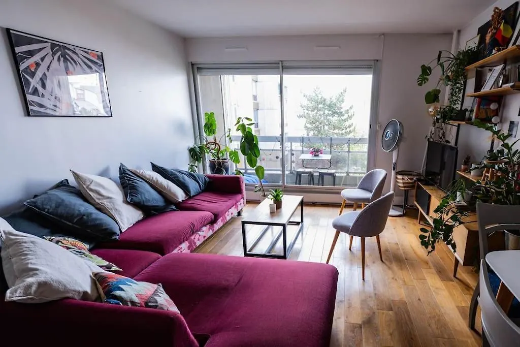 Cozy And Spacious Apartment París